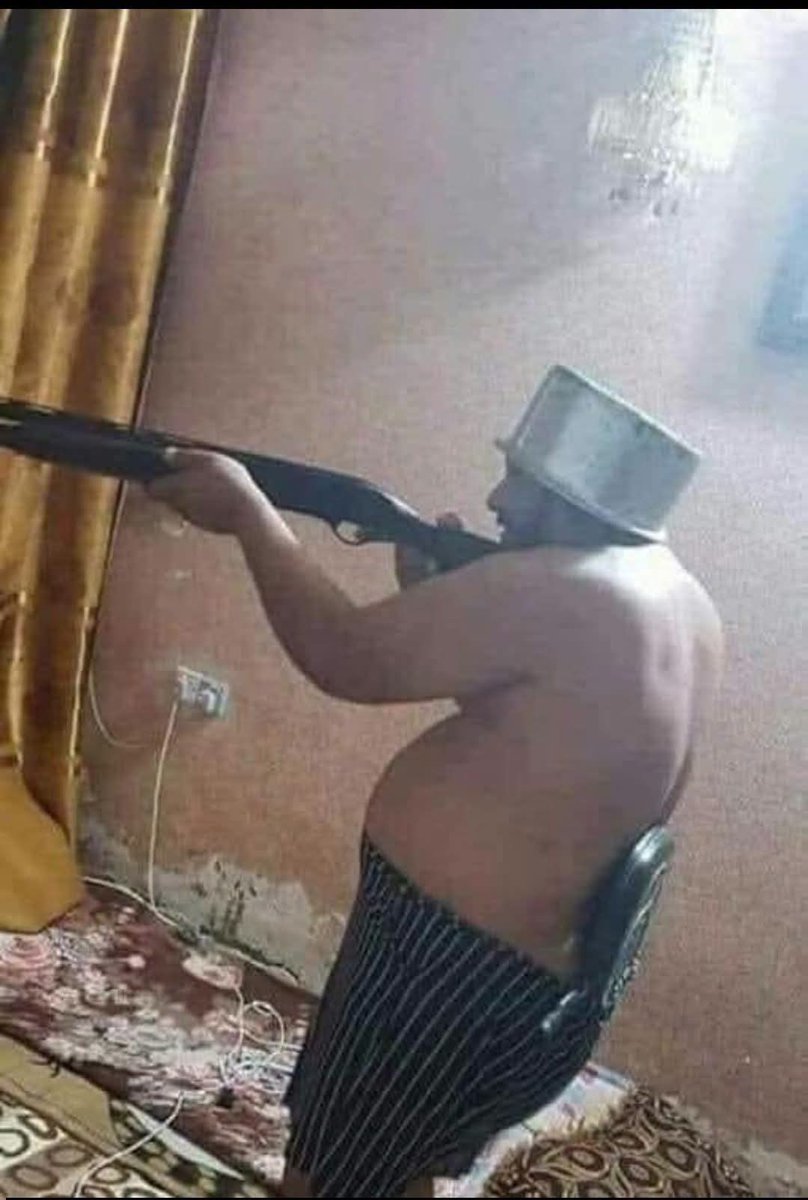 TulaySeval's tweet photo. 15 Temmuz Kahramanları...
Iyi bakın...
Uçaklara kafa attilar.
Atletleri sonları tanklara tıkadılar... https://t.co/P98O7YKtwY