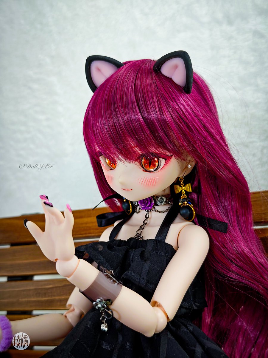 AndroidPDF's tweet photo. 里奈ちゃん: 黒猫ちゃんたちと一緒に、のんびりする時間が好きにゃ〜っ🐈‍⬛🖤✨ฅ(Φ∀Φ)ฅ🐾

#ちぇりーちっぷす #エモドール #mdd里奈 #dolljpf https://t.co/lKZ7cYJ3Te