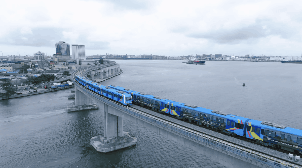 JohnCCECC's tweet photo. The Lagos Rail Mass Transit-Blue Line, built and operated by CCECC Nigeria, has safely served over 8 million passengers in more than 1,000 days of operation. Meanwhile, Phase II has reached a new milestone with the successful erection of its first precast T-beam. https://t.co/aBUjOm2mNm
