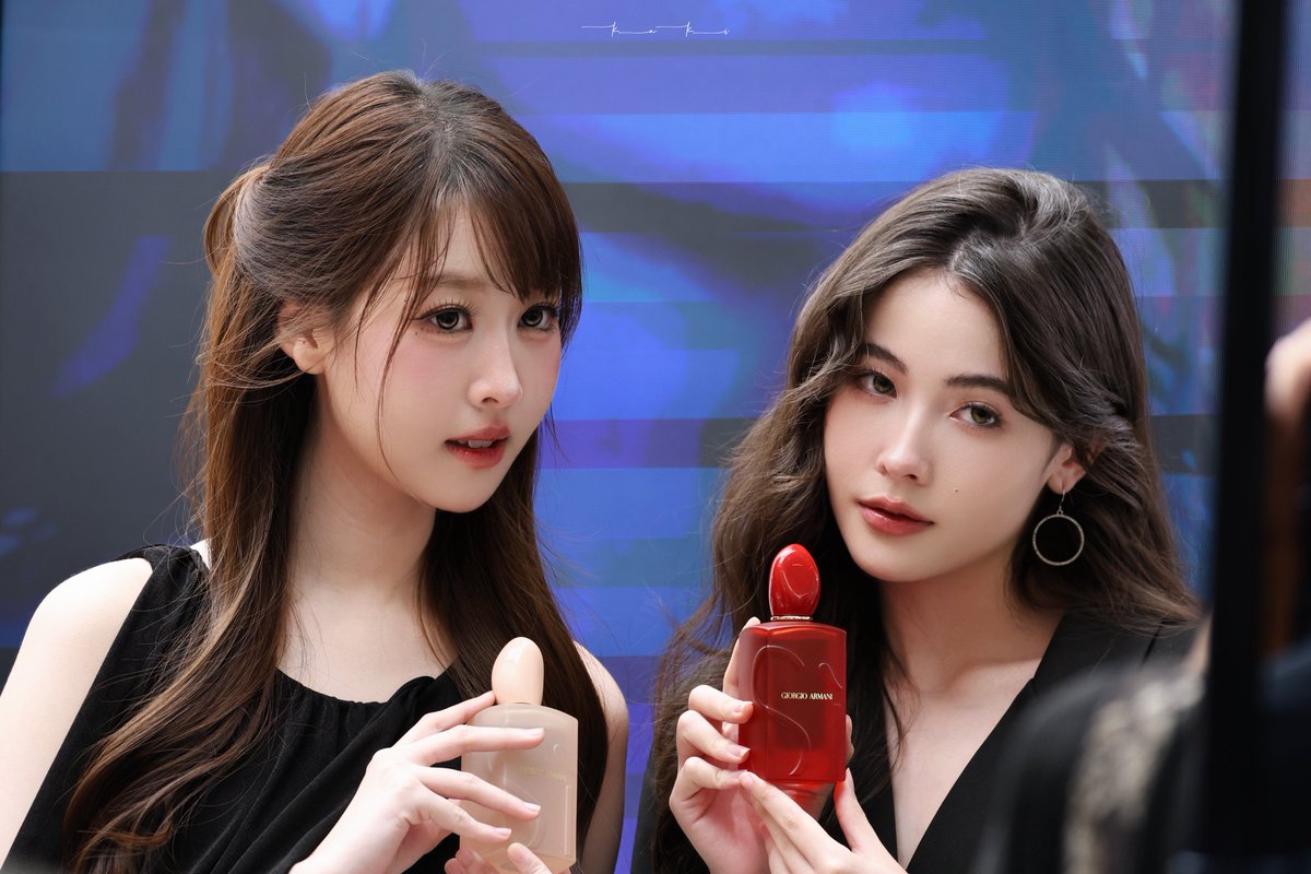 RenJq0809's tweet photo. 260716 | Armani🖤

@youknowinever_ 
@itsmeenglandd 

 NikyEngland Armani Beauty
#ArmaniBeauty 
#NikyEngland
#FRTentertainment
#NiKYWarinrat 
#Englandladamanee https://t.co/ZLnA4o02yD