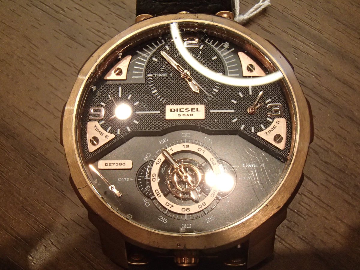 kitamura_junk's tweet photo. ジャンク腕時計入荷しました！
主な新入荷はこちら！
 ぜひジャンク腕時計コーナーへお立ち���りください
ご来店お待ちしております！

＃ジャンク腕時計　＃機械式腕時計
＃電波ソーラー腕時計　＃カメラのキタムラ日本橋
＃東京日本橋　＃腕時計神田 https://t.co/zyOG2gLtbJ