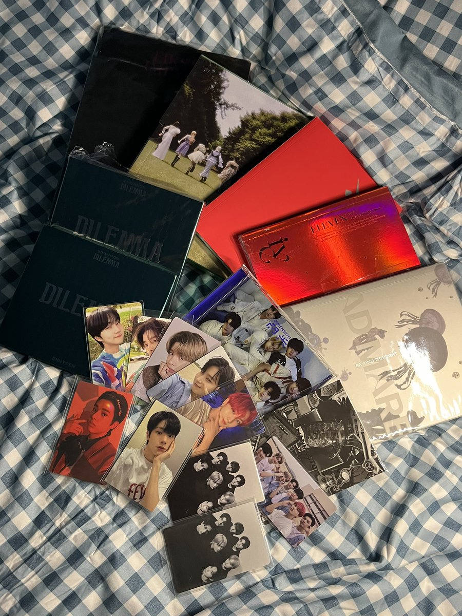 yangjwmail's tweet photo. pa borrow po tags :’) wts lfb enhypen kepler stayc ive nmixx txt unsealed album photocards pc ph https://t.co/PPsXl5Tkeb
