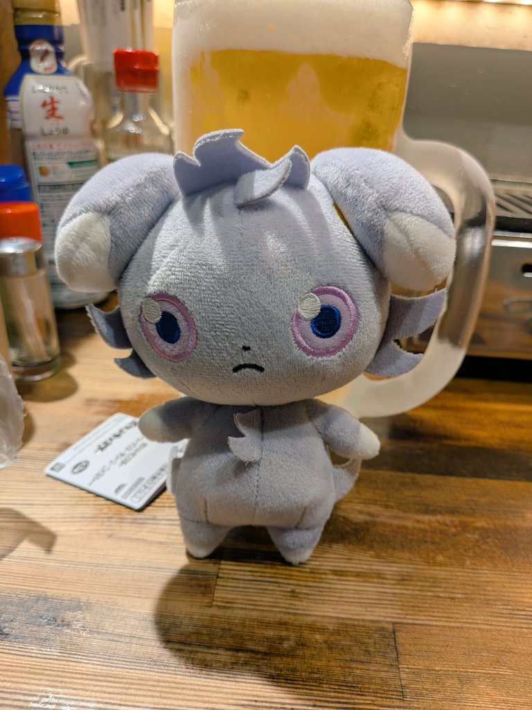Jouzan23's tweet photo. めっちゃビジュいい🥰

宴だーーーーー🍺(メガジョッキ) https://t.co/7EVCIxzxp1