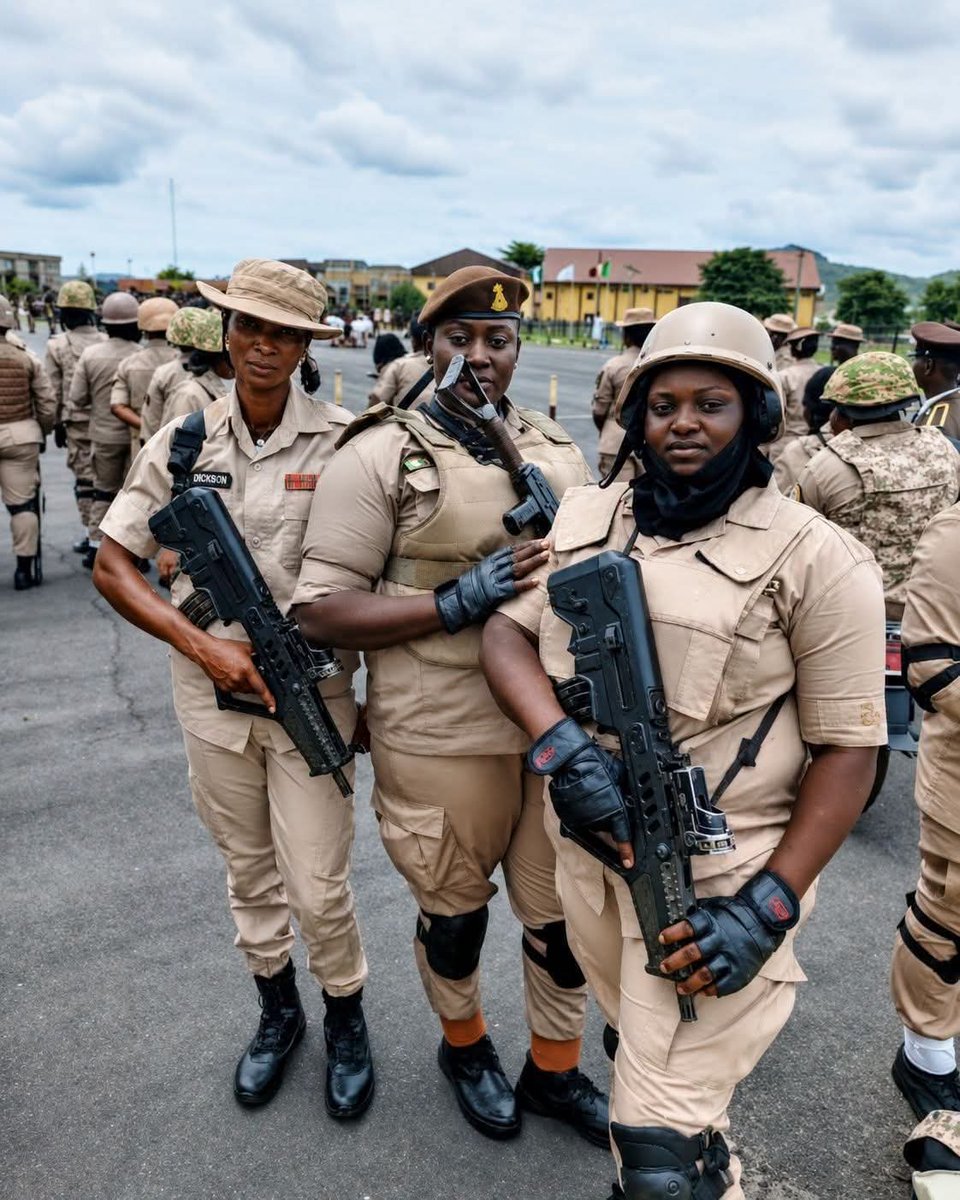 Rise_Forge's tweet photo. Immigration Women Armed Squad (IWAS)
#NigeriaImmigration
#borderkeepers
#IWAS https://t.co/kst4gFDC5U