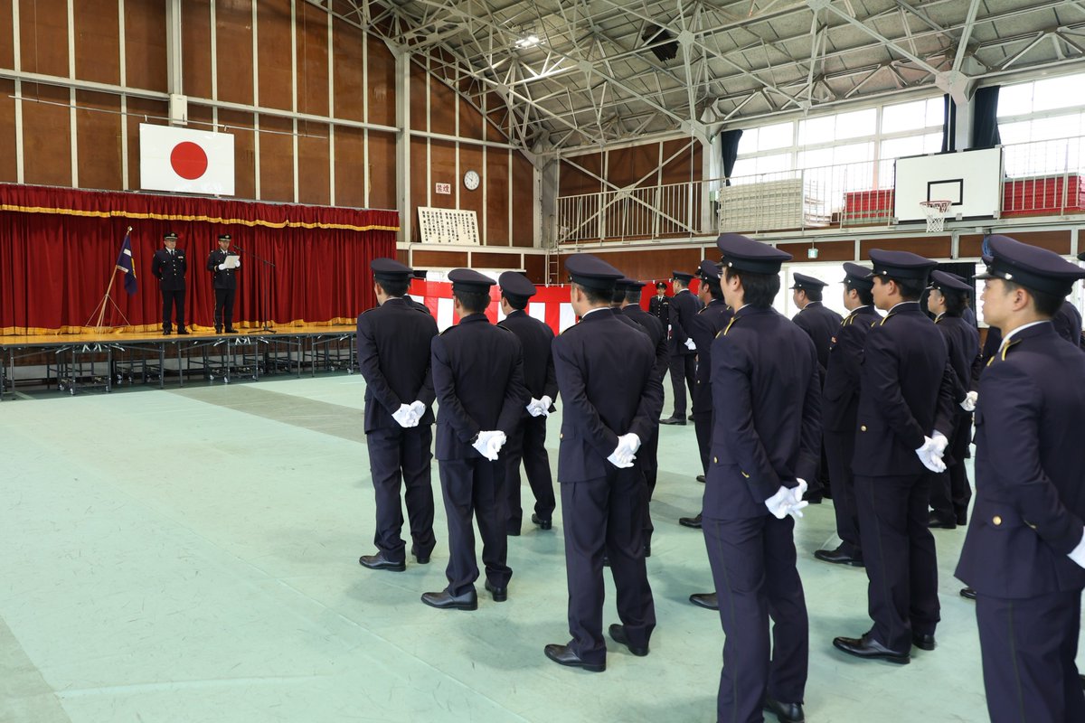 Camp_Sendai's tweet photo. 「定年退官」

　７月１４日、#定年退官行事 を行いました🌻
　長い間、本当にお疲れ様でした。これからはどうかご自身の時間を大切にされ、ご健康とご家族の幸せに恵まれた、笑顔あふれる毎日をお過ごしください(^^)

    #陸上自衛隊 #川内駐屯地 #定年退官 #感謝 https://t.co/oDYr12A7Mz