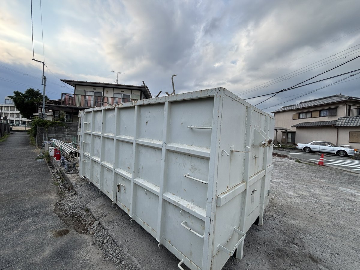SATYON2001's tweet photo. いつもの状況報告のお時間です｡まぁ穴が埋められた以外に変化は無いでしょう｡

https://t.co/fHjjy3xLCa https://t.co/KVGeLCoDhs