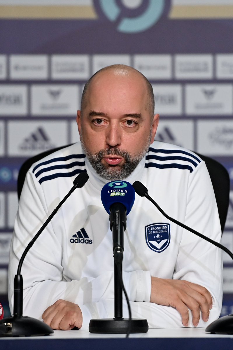 _BeFootball's tweet photo. 🚨🚨 DÉTENU PAR GÉRARD LOPEZ, BOAVISTA 🇵🇹 VA CESSER SES ACTIVITÉS LE 31 JUILLET PROCHAIN... 💔

Les Panteras, qui ne sont pas en mesure de payer les 55 k€ de cotisation mensuelle, vont donc disparaître. ❌

Avec Belenses, seul Boavista a réussi à terminer champion du Portugal devant le trio Porto - Benfica - Sporting. Et aujourd'hui, le club est mort.

(@ojogo)