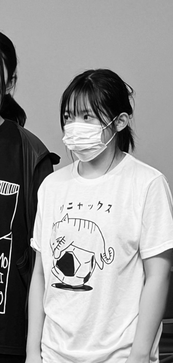 gekidanhibi's tweet photo. (´･Д･)」おじぃの役者紹介

坪倉 真珠(劇団日々)

最年少ながら威嚇ポーズを崩さないお腹よわよわミーアキャット  このコンプラ時代に自分が高校生に演出を付ける事に戦々恐々としています

彼女には場を乱すトリックスターをお願いしました  怖いもの知らずの若さに現場を荒らして頂きます https://t.co/uAu3AFUL3A