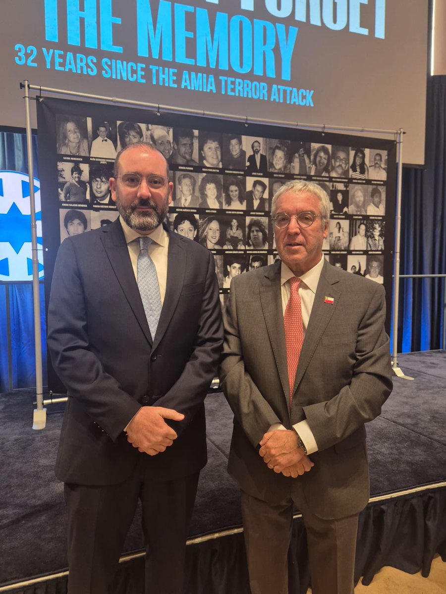 EmbChileIsrael tweet picture