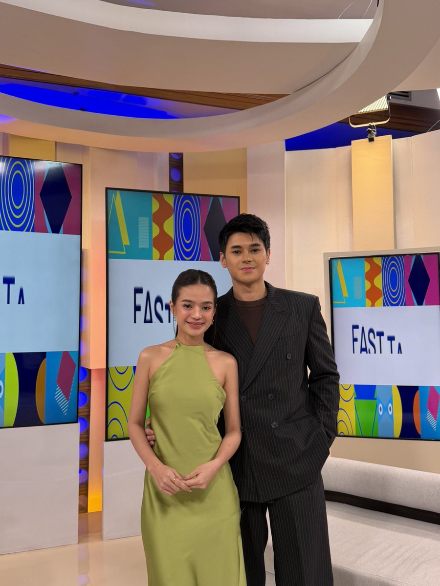 StarMusicPH's tweet photo. Thank you for having #DustBia, @FastTalkGMA! 💛

See you again later on our next stop!

BUY YOUR TICKETS HERE: 
🔗 https://t.co/Q6TBvMQPPX

#DustBiaLoveActually #ABSCBNEvents https://t.co/Im9np8xBES