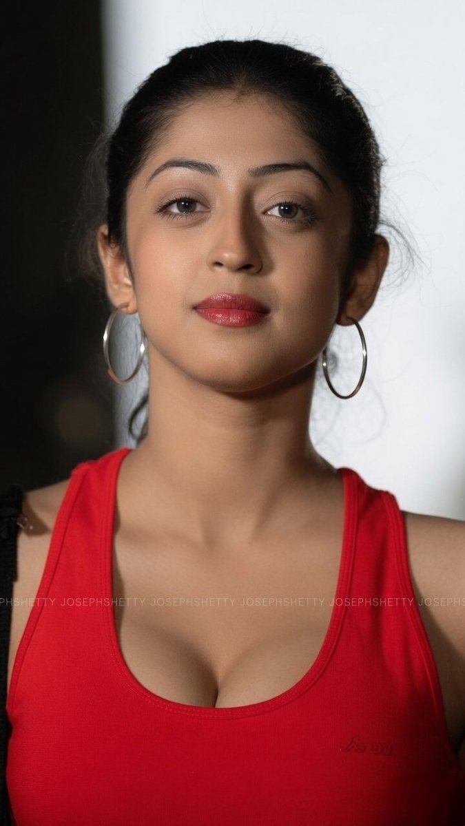JosephShetty84's tweet photo. Pranitha https://t.co/rzCdMB71l5