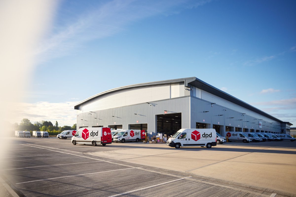 dpdireland's tweet photo. We're excited to announce a €10 million investment in our new Dublin distribution hub. This expansion will create 200+ jobs, introduce Ireland's first fully automated robotic parcel sorter and help us continue delivering our industry-leading 99% service

#YourDeliveryExperts https://t.co/eVrXDezIEA
