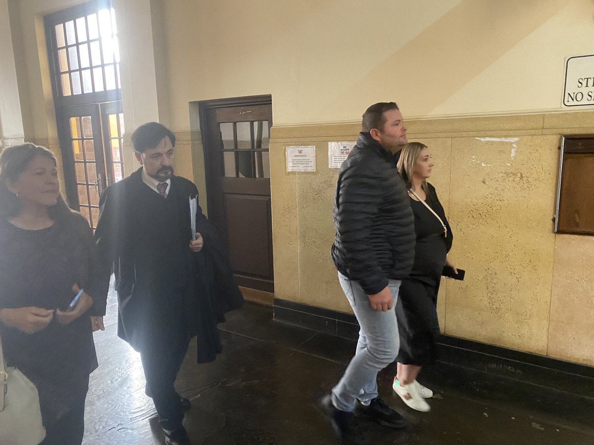 MajadiboduSimon's tweet photo. @IOL Etienne van der Walt walks out of the Johannesburg Magistrate’s Court with his mother and pregnant wife after the State withdrew charges against him in the R14.9-million precious stones heist matter.
@IOL
#IPIDArrets #EMPD #Crime #Courts https://t.co/jj1Ce4Dj6U