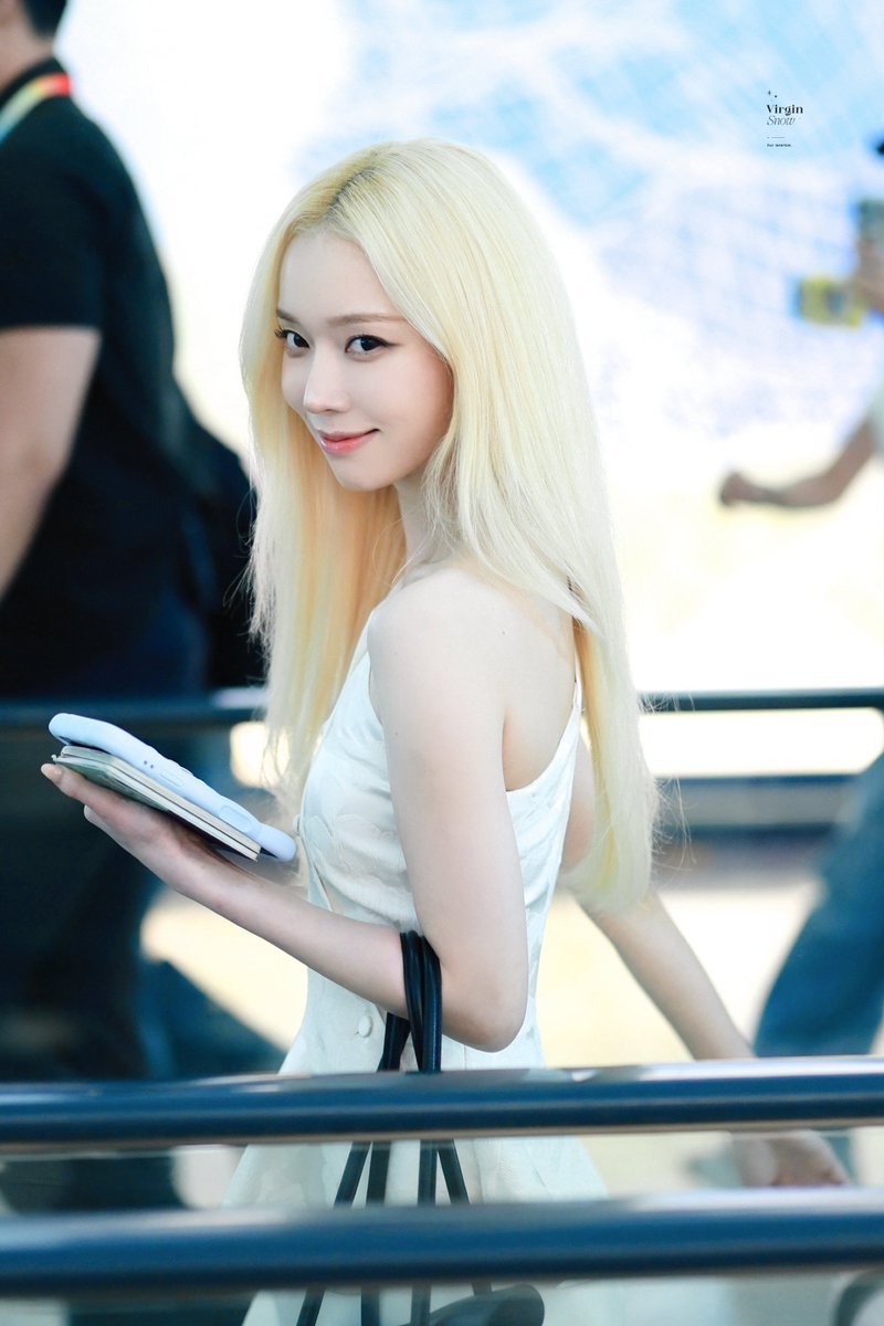 VirginSnow0101's tweet photo. 260716 ICN

#WINTER #윈터
#aespa #에스파 https://t.co/xUmPGQahrC