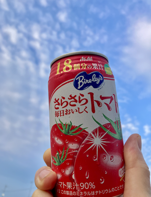 ko_cyann's tweet photo. 「熊が嫌がる音」

先日買った本の中に

熊は空のペットボトルを
つぶす音が苦手だ…

と書いてありました

山で飲み終えたペットボトルは
お守り代わりに手で持ちながら
安全な所まで持ち帰りましょう👍

【30分🚶‍：054／100：回目】

　　　↓ 今日のご褒美 https://t.co/qNwEQucFnb