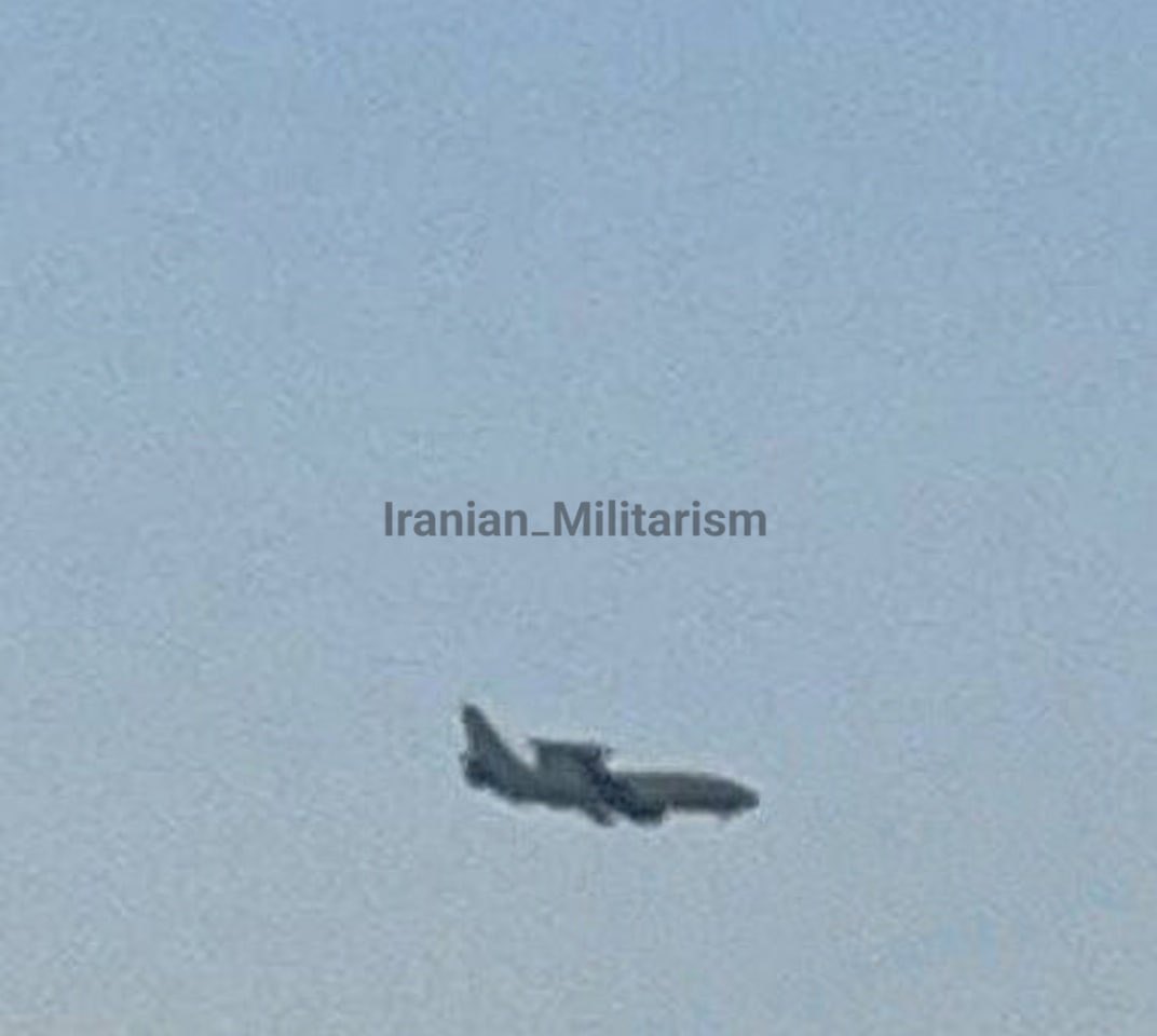 Megatron_ron's tweet photo. JUST IN: 🇦🇺🇺🇸Australia to help US against Iran

An Australian Air Force E-7 Wedgetail Airborne Early Warning and Control (AEW&amp;C) aircraft was likely spotted over Jordan this morning; possibly at Muwaffaq Salti Air Base. https://t.co/IVmUAwD5Mi