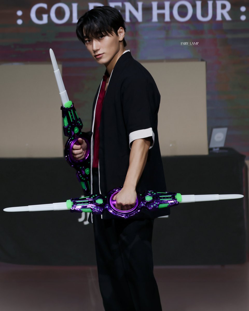 fairy_lamp710's tweet photo. 260715 제이제이뮤즈

#SAN #CHOISAN #ATEEZ 
#에이티즈 #최산 #エイティーズ https://t.co/U2jlIGvTDR