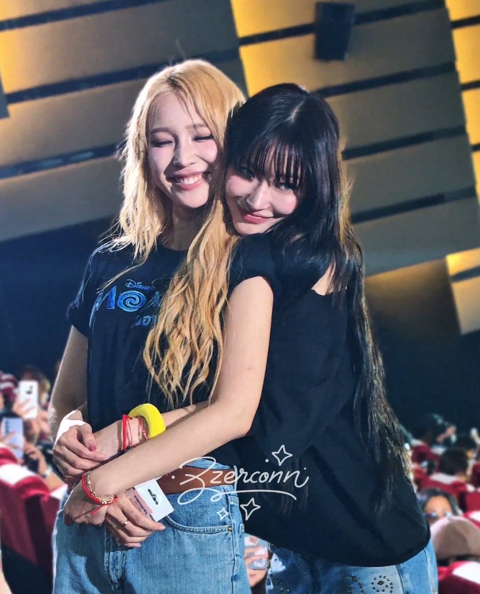 jinghuhh's tweet photo. just jing's baby girl 🥹🤏🏼 https://t.co/LV1golj6ba