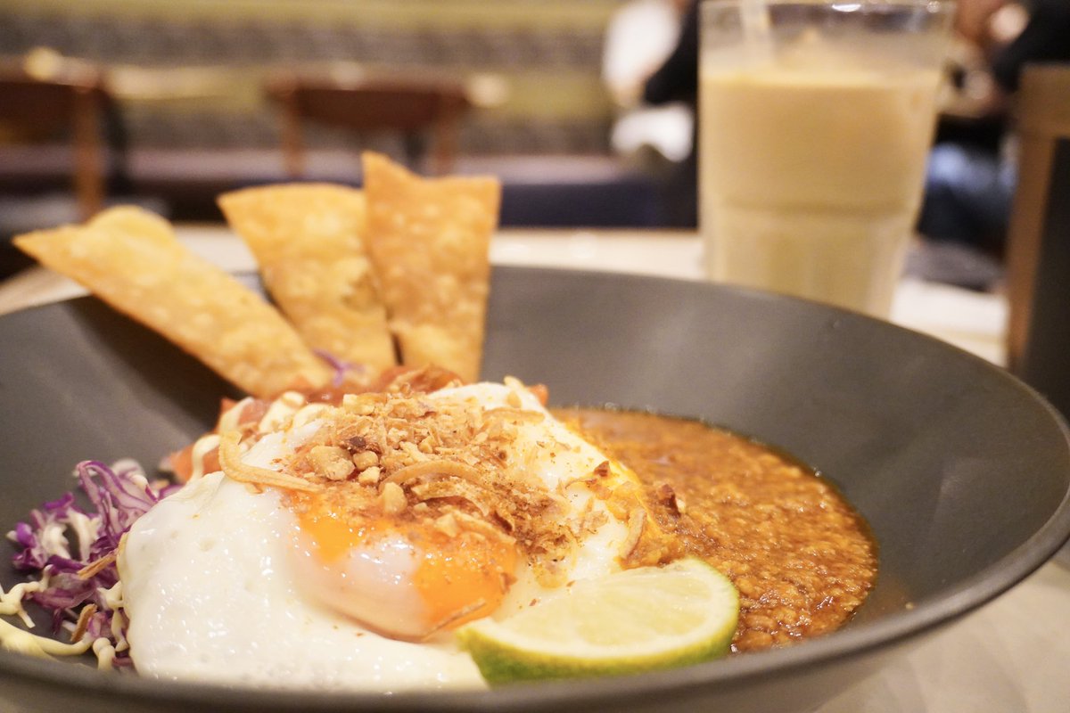 Eringi729's tweet photo. WIRED CAFEでランチ🍽
14種スパイスのタコライスとカフェラテ

義実家の集まり、憂鬱すぎて
パワーチャージして頑張る🌋💣💥

 #一眼レフ  #グルメ  #写真好きな人と繋がりたい https://t.co/CNIGLbZGZu