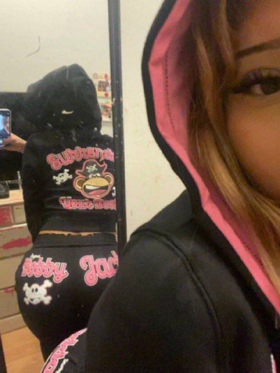 Ciigingng's tweet photo. I need cute fit guys in my DMs asap https://t.co/2mqU5hqzj9