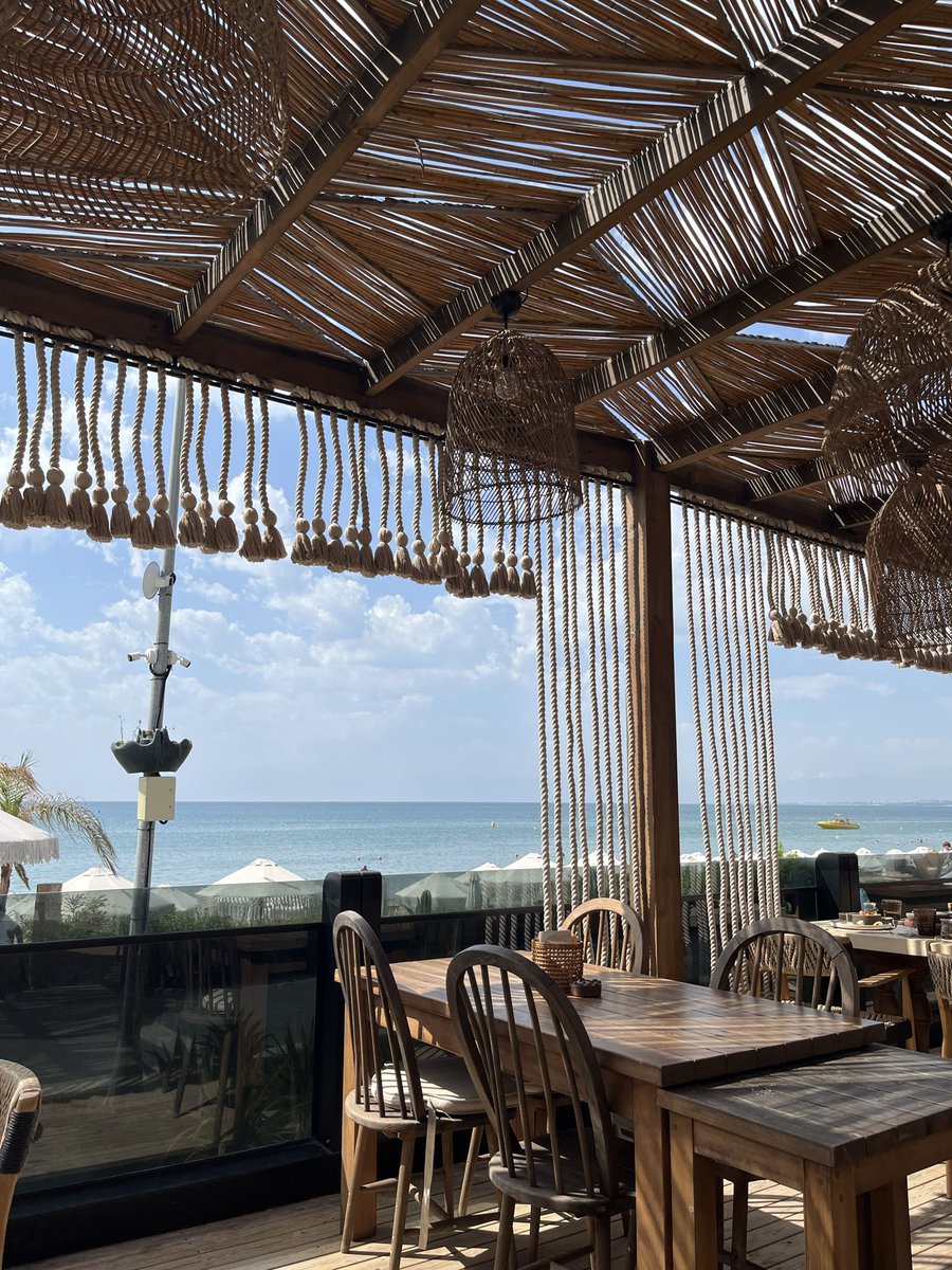 LucaNoirGroup's tweet photo. Summer office has relocated. Productivity: questionable. View: unmatched. https://t.co/15N1mNcz7U