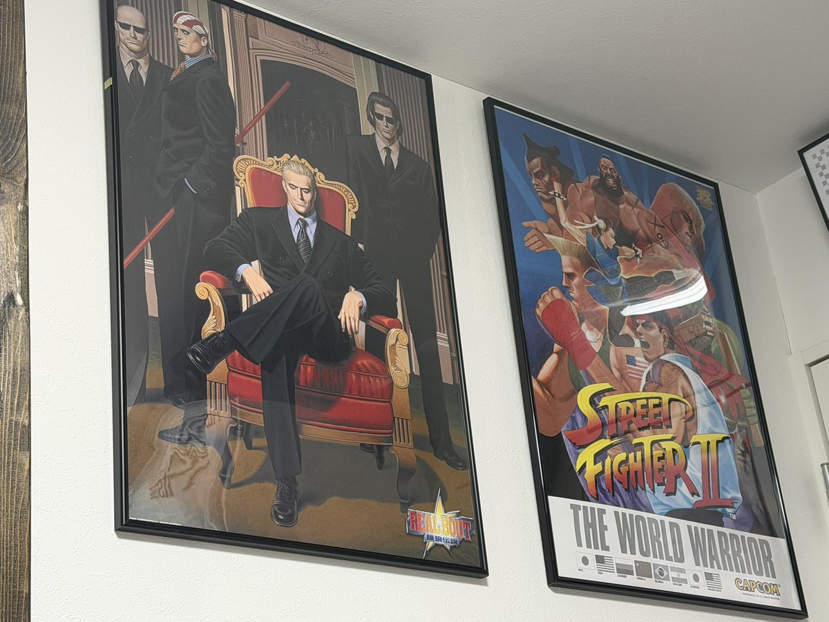 僕が学校で作ったポスター 世界一かっこいいポスター買った😎