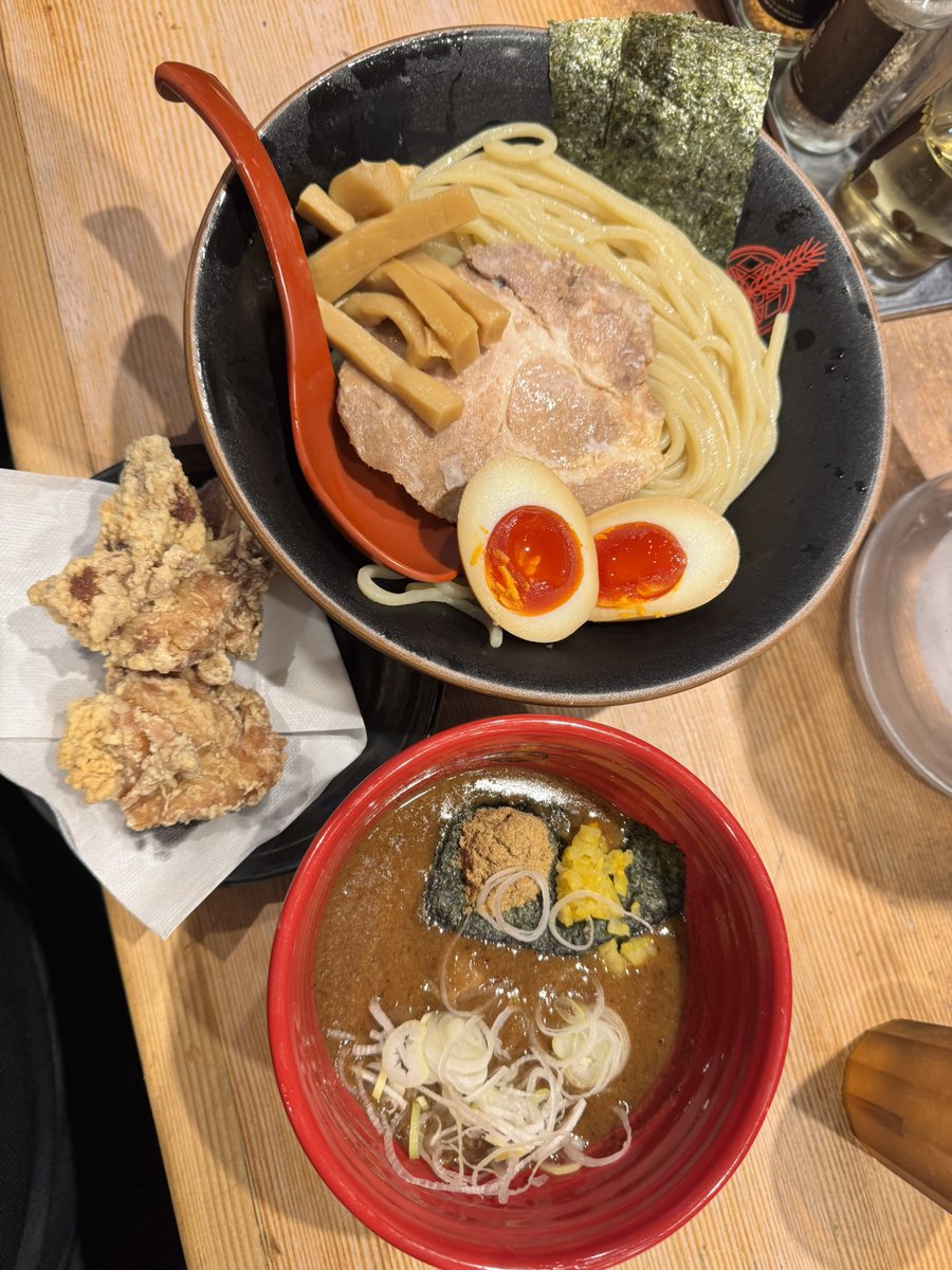 mitsu1971's tweet photo. 夕ご飯。三田製麺所。 https://t.co/SDctWZldpe