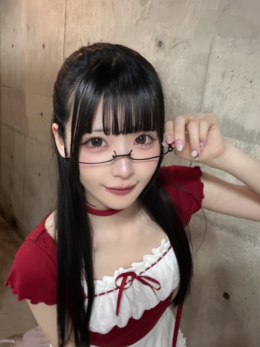 mona_sukiiro's tweet photo. 私にぜんぶ委ねていいよ🥀✧ https://t.co/OMxqiw14ox
