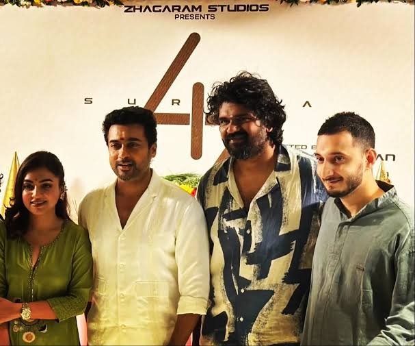Arockiaselvan3's tweet photo. ஜித்து மாதவன் இயக்கத்தில் சூர்யா, நஸ்ரியா உள்ளிட்டோர் நடித்துள்ள `சூர்யா 47' படப்பிடிப்பு நிறைவு🔥🔥🔥🔥🔥🔥💐💐💐
#Suriya47 #ShootWrapped #ActorSuriya #JithuMathavan #NazriyaNazim #ShootingEnd #ZhagaramStudios https://t.co/AFtVxCpT7v