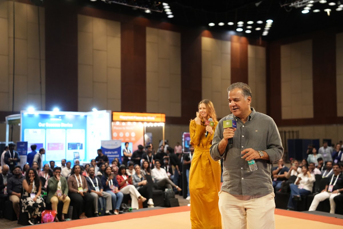 SHRMindia's tweet photo. No better way to wrap up #SHRMUnConference than with a conversation that asked us to rethink... everything.

In UNBOXED: Conversations Beyond Labels, Kalki Koechlin and Raj Nayak is reminding us that curiosity beats judgement, authenticity beats stereotypes, and every label tells only part of the story.

The perfect full stop to an unforgettable two days.

#BlockbusterOfWork