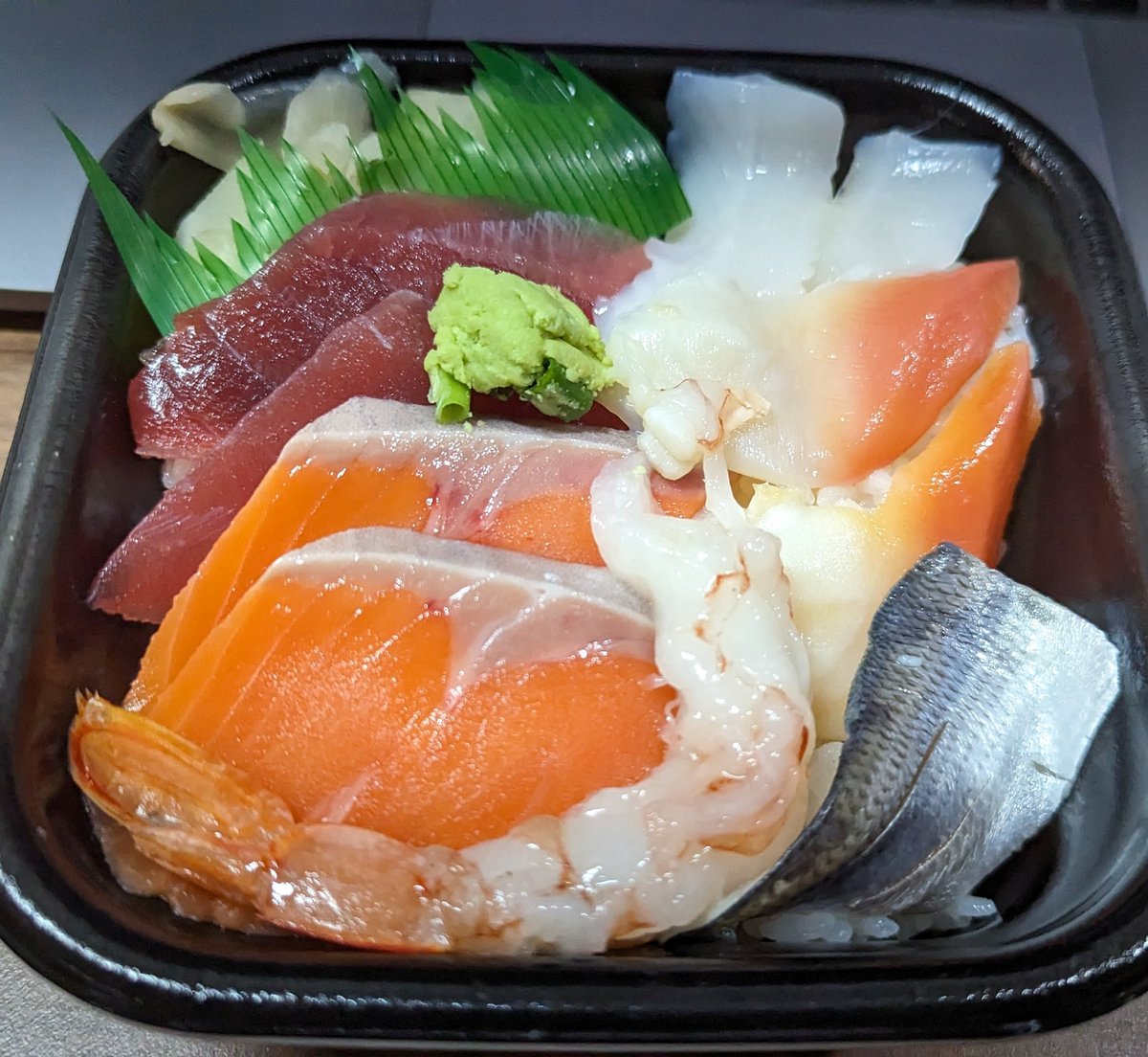 BlogKenshooo's tweet photo. 同じお店。 https://t.co/EHB5fwtgOk