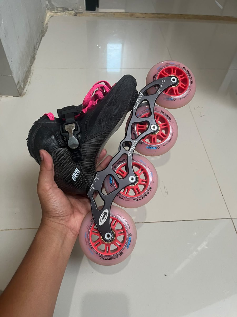 gurlsofvirgo's tweet photo. Versi fullset geessss

Boots Crono 70% carbon
Frame Cityrun
Roda Bond Elemental (baru)

💸 5,5jt nego tipis
Lokasi bekasi

#inlineskate #speedskating #skater #sepaturoda https://t.co/v2s6de84Jl
