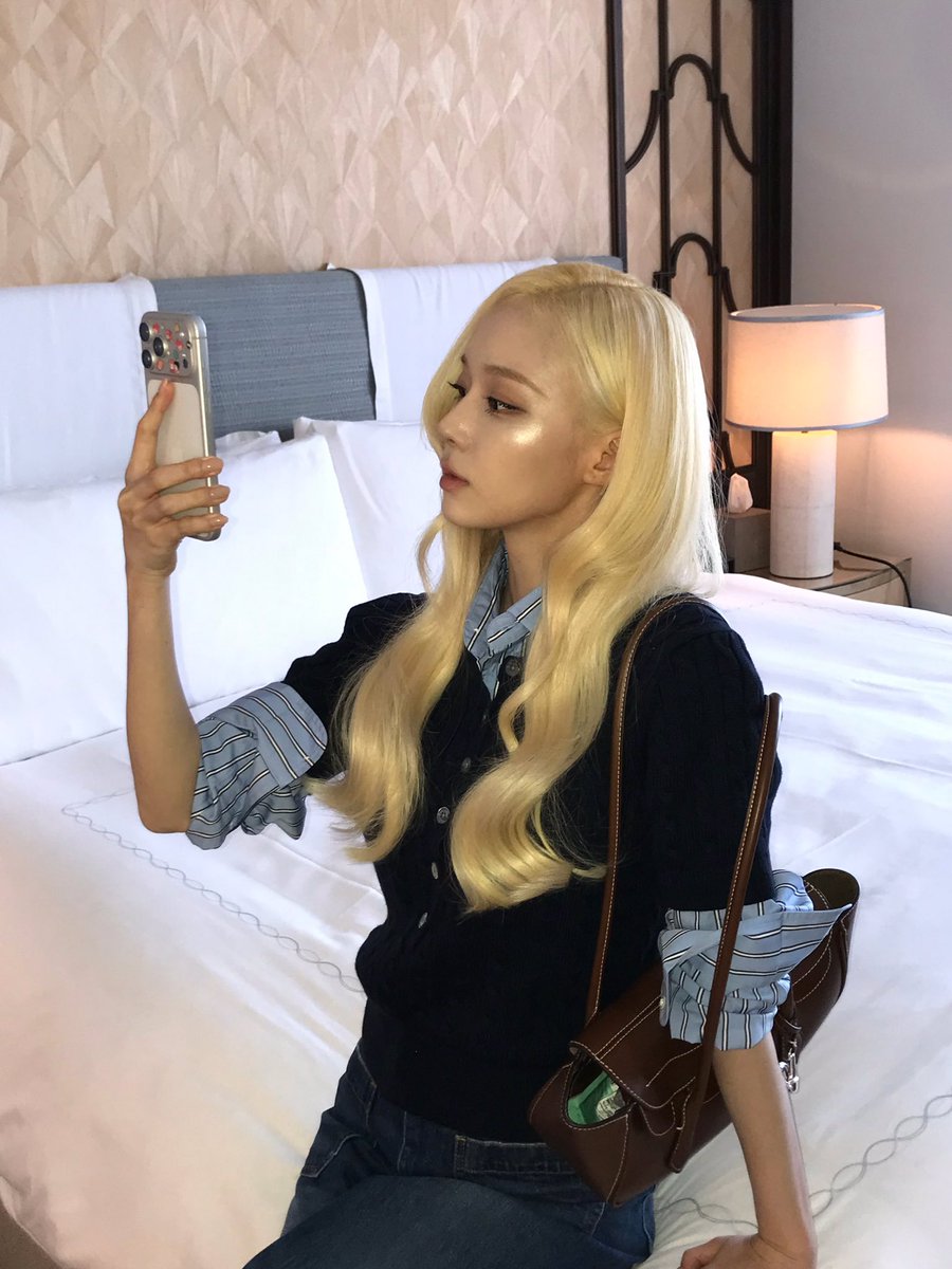 wintercharts1's tweet photo. — WINTER’S posts likes until now
.1M✅
.734k(266k to 1M)
.617k(383k to 1M)
Total +2.3M

#winter #윈터 #aespa #에스파 https://t.co/MUow5RRviw