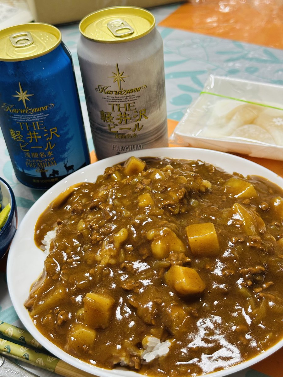 ariyan1201's tweet photo. 今日の夜ご飯は、ハヤシライスです！😆😆(๑´ڡ`๑)いただきます✨ https://t.co/hvOJuYh4mp