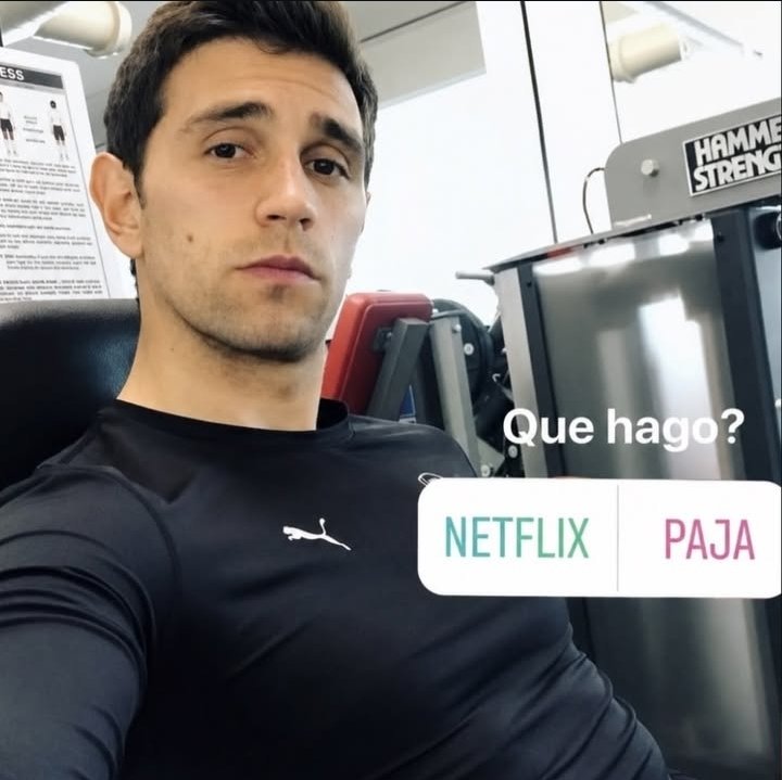 Pajeritobravo's tweet photo. ...Mi dilema de todas las noches. https://t.co/NWSCGWoaFl