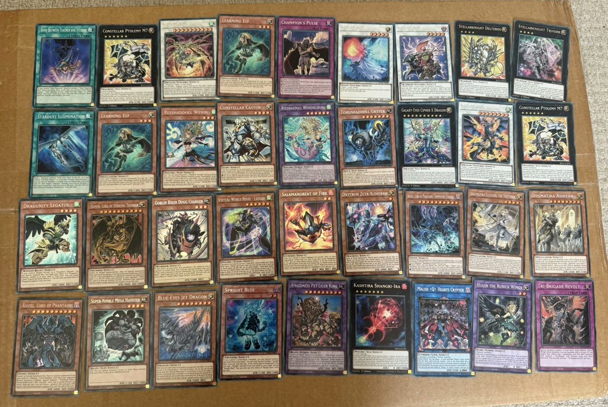 TradingYugioh's tweet photo. Yu-Gi-Oh Trading Card box with 450+ holo foil Cards Bundle job lot. Pack pulls

Ends Sunday

#ad #yugioh #YuGiOhTCG

https://t.co/gaW7ymNaiQ https://t.co/d6IlEheG6Z