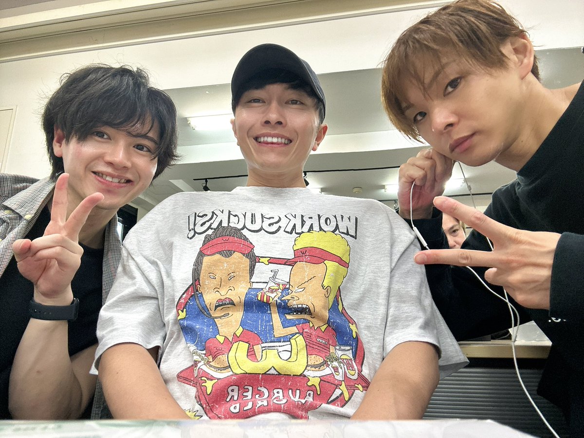 kazuya_lade's tweet photo. JAMの稽古してきました🎤

真夏のあちあちなアサクサを浴びる準備は出来ていますでしょうか？

#ヒプステ https://t.co/2Qhk5mG2Ri
