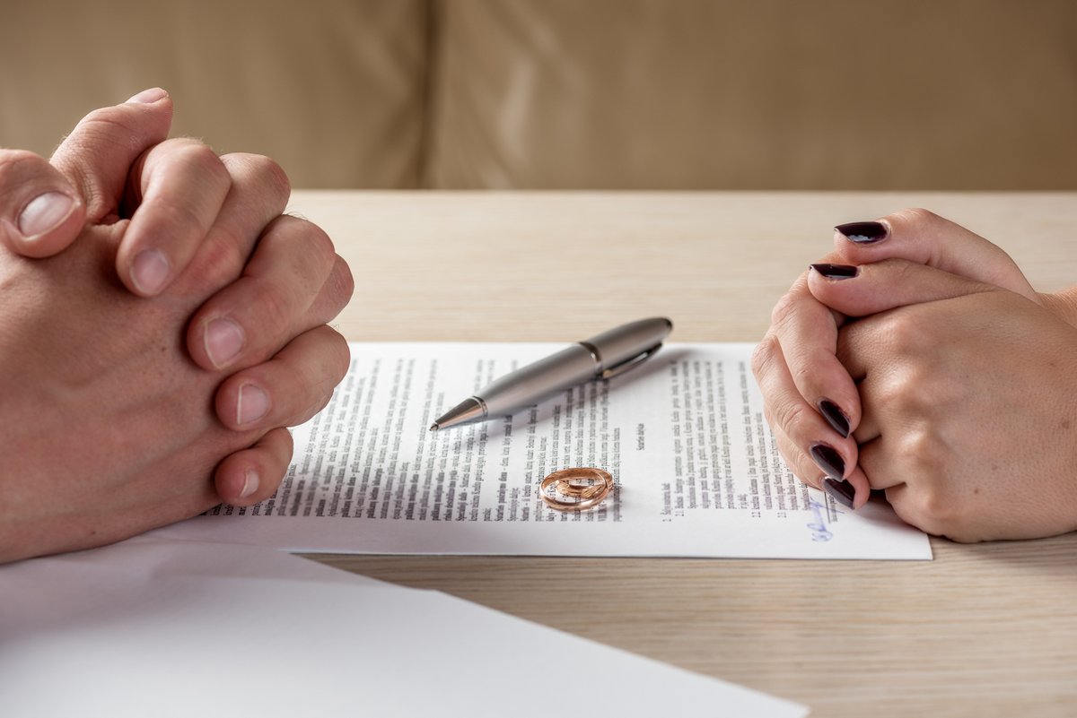 natlawreview's tweet photo. The Swift-Kelce Prenup: A Drafting Exercise in Extreme Asset Asymmetry https://t.co/pwNKYBWtJK #Family #Estates #Laws @wealth_mgmt https://t.co/WVR7yyWeiZ