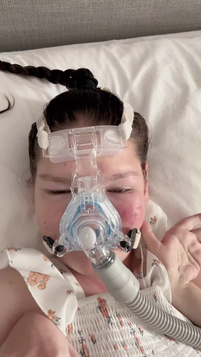 Jessicajfna's tweet photo. 💔 As a mother, nothing is more painful than watching my daughter fight a battle I cannot take away. Every day, she faces the challenges of mental illness with incredible courage, and I stand beside her, holding on to hope. 🙏
https://t.co/dJbZUCEu2b https://t.co/wbuSeJnVIS