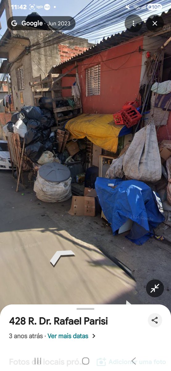 IsmaelSEP87's tweet photo. @prefsp @balancogeral @brasilurgente ajuda nois! a Rua Doutor Rafael Parisi pede socorro! está jogada as traças! lixo, ruas esburacadas, ferro velho clandestino e agora uma Cracolândia vem se formando! e a @prefsp não faz nada https://t.co/Yy3VO0AZZQ