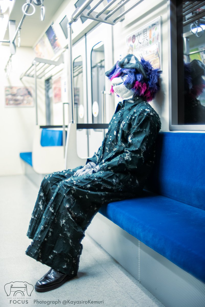 🚊 📷@KayasiroKemuri #ケモノフォーカス #FursuitFriday