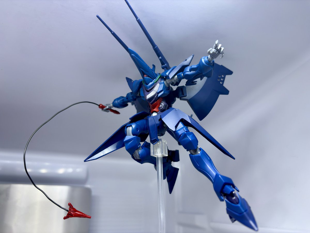 xxx_comics's tweet photo. ハンブラビ(GQ)仮完成
後は武器の塗装とデカール
いやぁカッコえぇ
#ジークアクス
#ガンプラ https://t.co/SoNCNiUyHO