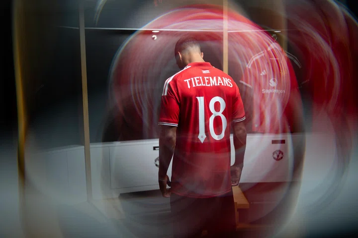 UtdDistrict's tweet photo. 🚨🎙️ | Youri Tielemans on playing against #mufc for Anderlecht: 

"It was a great, great memory. 

"Manchester United is a massive club, and to play at Old Trafford for the first time, it was big. 

"I've never seen a stadium that big in my life before, so it was amazing. 

"But then, once you're on the pitch, it's on to football and on to what you can do and what you've done your whole life. 

"So I was very excited to play that game and now obviously excited to be in them colors."

[MU]