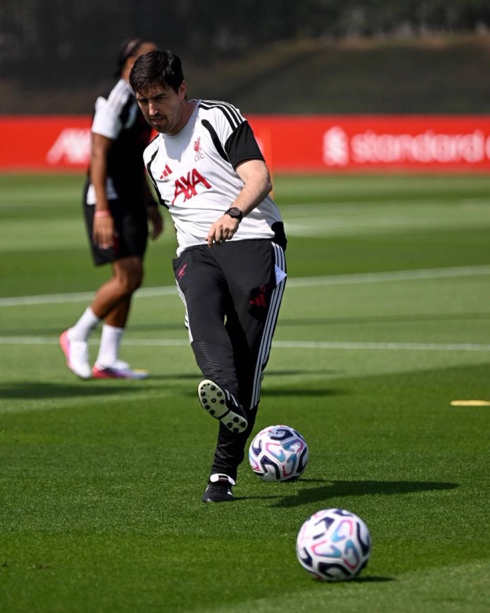 TheAnfieldTalk's tweet photo. Boss 🇪🇸 https://t.co/Sz8HJQCi1f