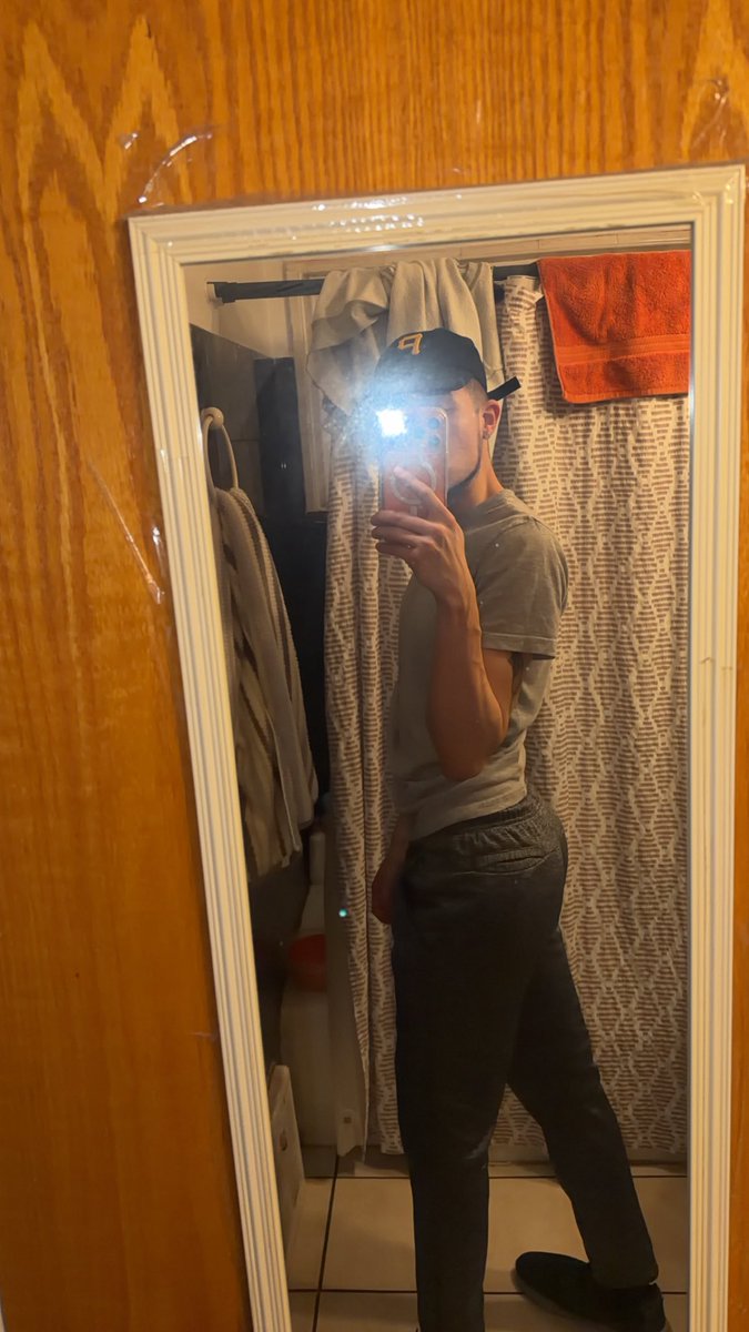 Dagoddlos's tweet photo. https://t.co/rwALiiFp6W
⤵️
👻SnapChat: cdiaz0529
#chicagomeetups #chicagofreaks #18eighteen #gay #mexican #latino #verse #stud #fitness #chicagogay #trade #LGBTQ #OF #onlyfans #gaystud #gaychicago #exhibitionist #bigcock #twink #longdick #top #nsfw #nsfwtw #abs #bigdick #bottom https://t.co/rC0f0Vpe2Z