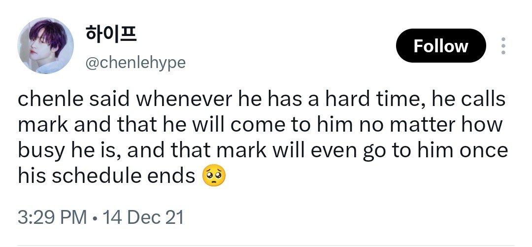1225zip's tweet photo. di saat mark sedang sibuk atau lelah pun, dia masih menyempatkan waktu buat nemenin member yang lagi butuh dia. ngejagain mereka &amp; ngasih mereka semangat

dan masih ada aja yang nanya kenapa semua member pada sayang &amp; ngedukung dia https://t.co/GbZy4ajPcQ