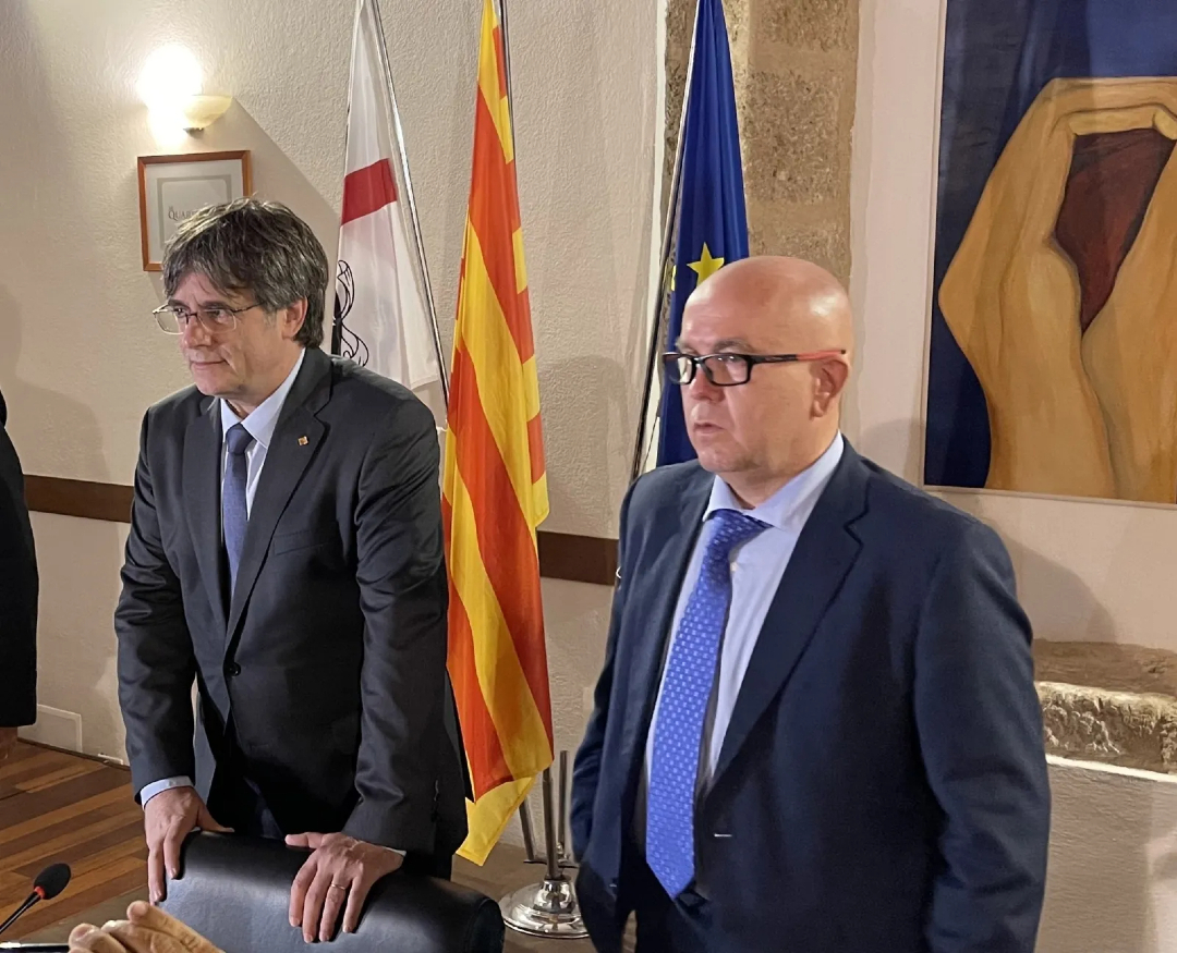 MonDiari's tweet photo. Última hora | Dard de Boye contra Rufián: “Legislar no és ser graciós a Twitter, és fer la feina ben feta”
https://t.co/EU60fUQBUF https://t.co/VGFXcST4dG