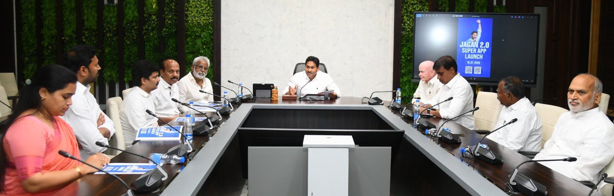 _Ysrkutumbam's tweet photo. The New Digital Revolution is Here
Jagan 2.0 Super App
I’ve installed it. Have you? https://t.co/pweHFgntEC