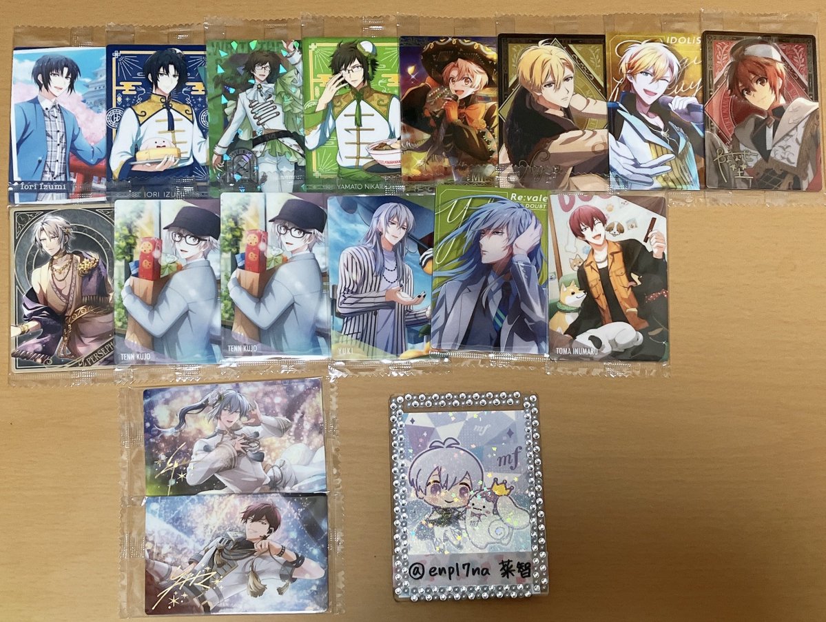 enpl7na's tweet photo. @1 
【譲渡】アイナナ メタカ ぱしゃこれ ウエハース 過去弾

譲→画像参照

求→50円(箔押しは100円)+送料
      or 最新弾 ウエハース 壮五 龍之介 虎於

郵送は複数枚〜
都内手渡し可能です。
検索からお気軽にお声掛けください。 https://t.co/UgvCTnGMj8