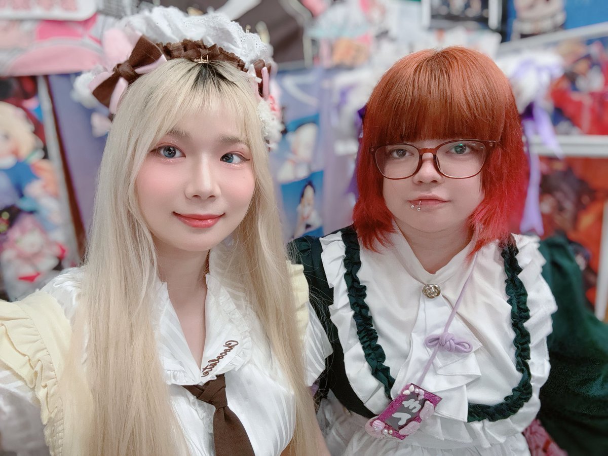 magical_one111's tweet photo. ワンだふるオープン❕✨️

こと🧡
もん💜

暑いね〜！💦
お屋敷涼しくしてお待ちしております！🐶 https://t.co/QZ2JniZ3Zw